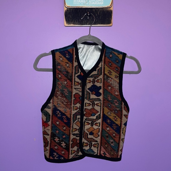 Beautiful Vintage vest I bought downtown Toronto! - Picture 1 of 3